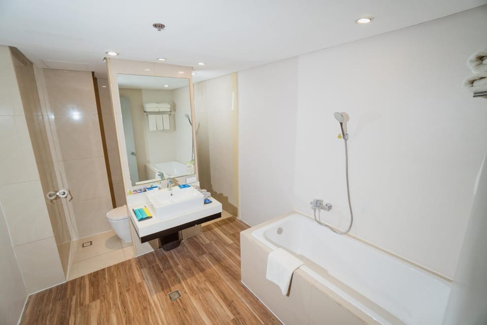 Bathroom, Bath