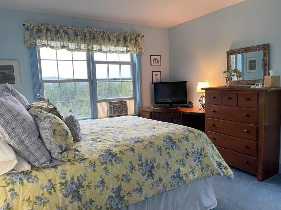 High Hill Inn Bed and Breakfast in Montpelier
