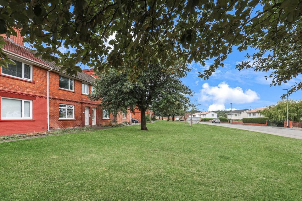 Property building, Neighbourhood, Street view