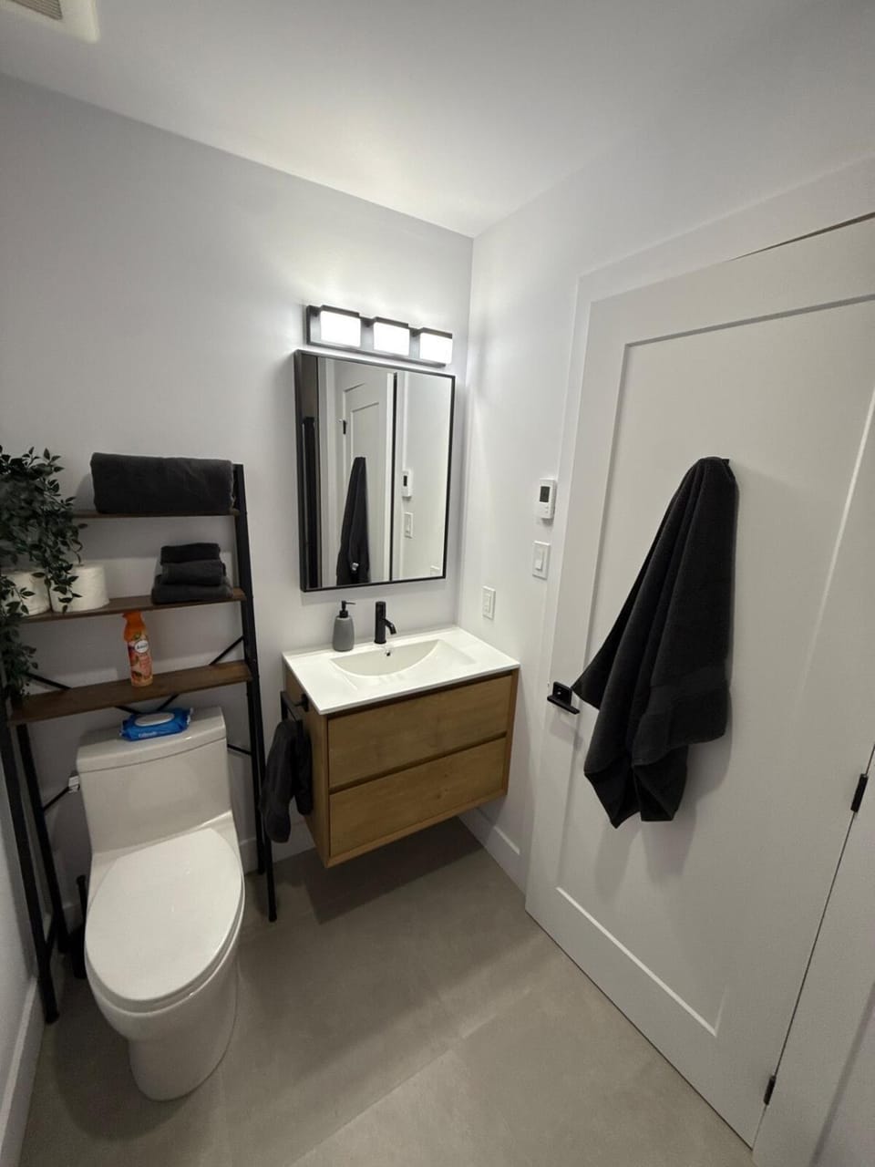 Havre Alpin ski in ski out bike in bike out Apartment in Ontario