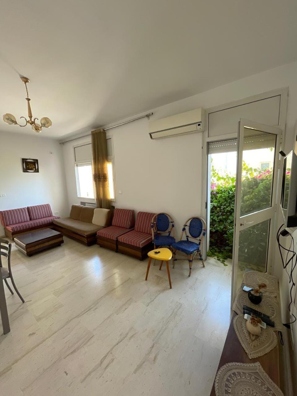 Sunlight Garden Escape Apartment in Tunis
