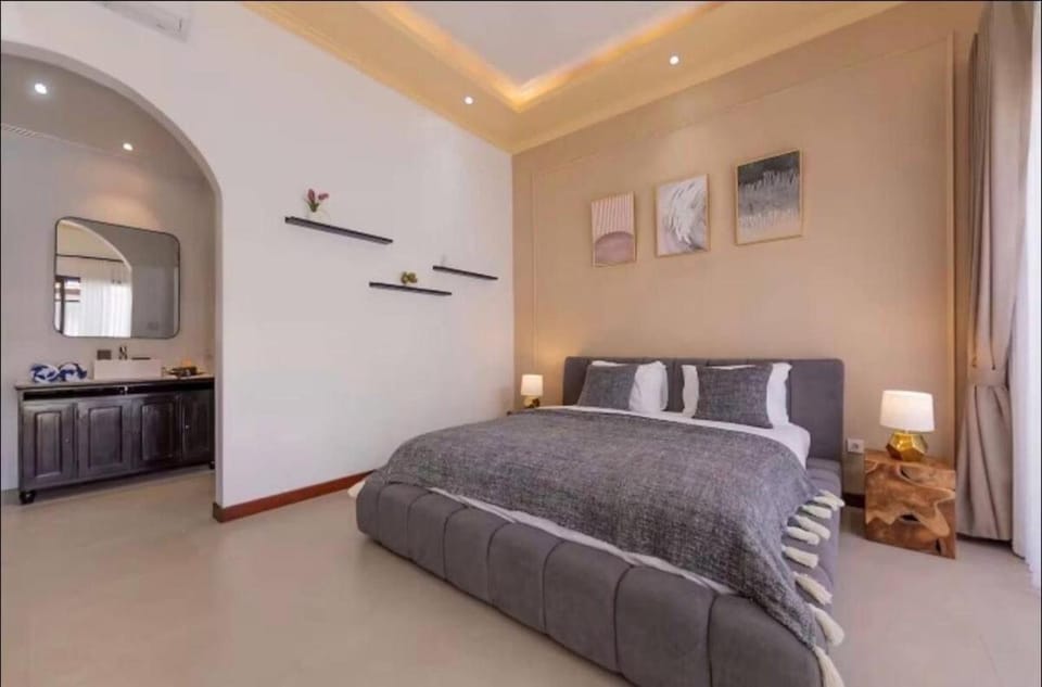 Tropical 1BR Villa with Private Pool Felix Berawa Villa in North Kuta