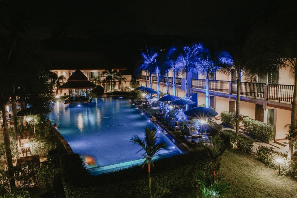 Night, Swimming pool