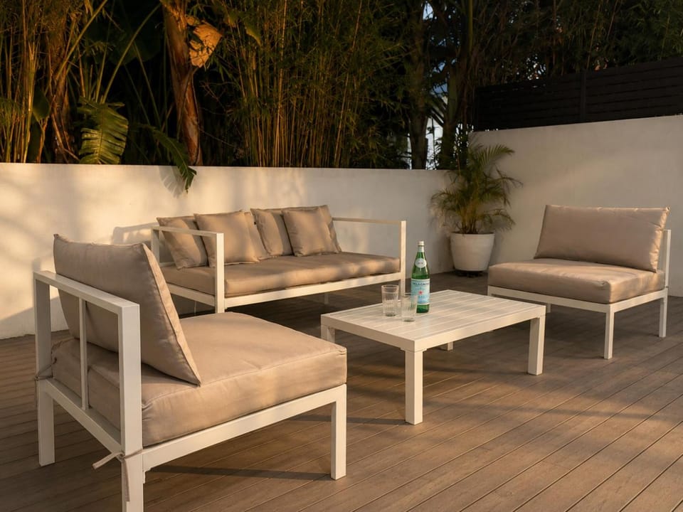 Patio, Seating area, furniture