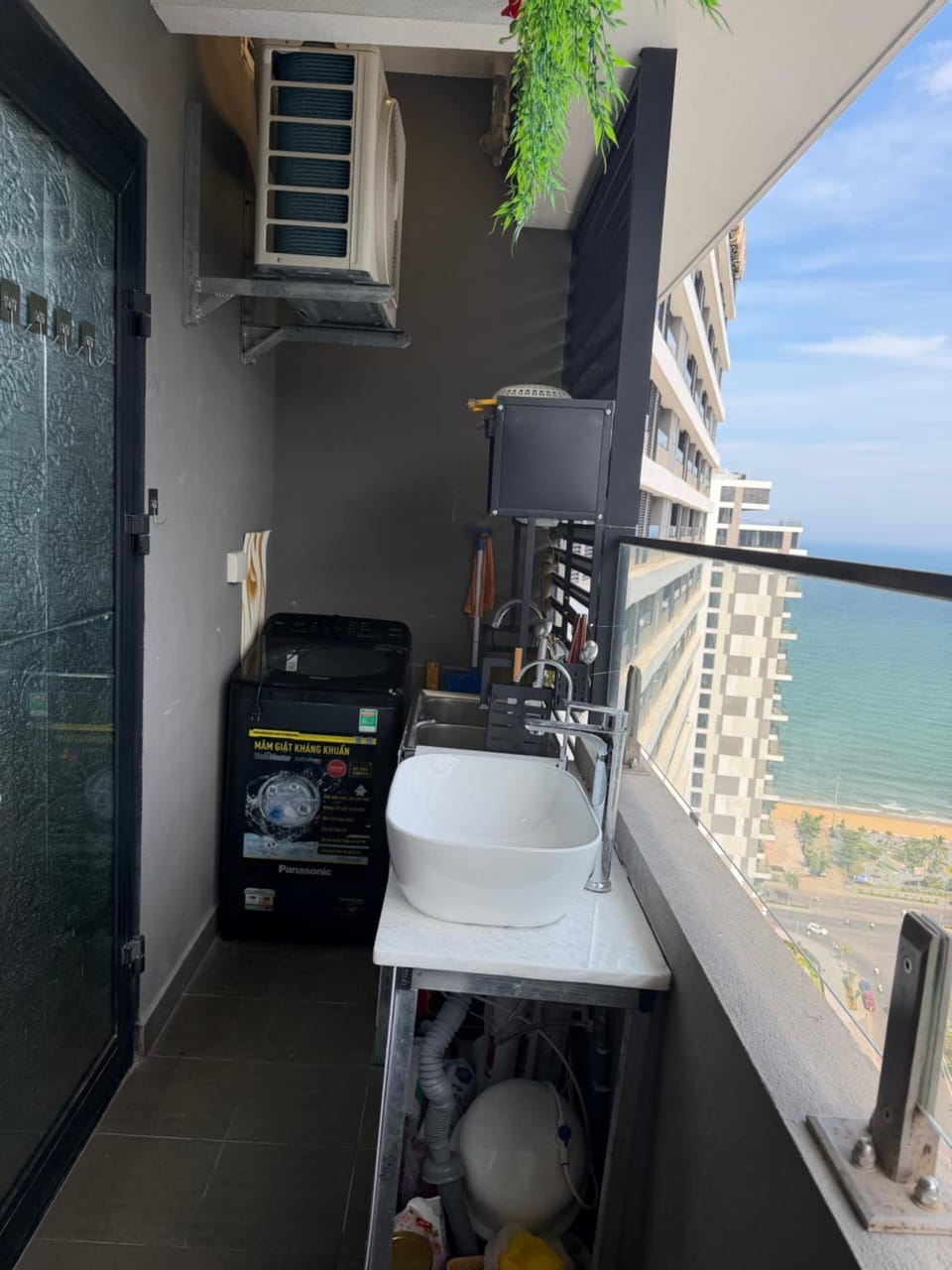 Ocean-View Apartment for a Relaxing Vacation Apartment in Vietnam