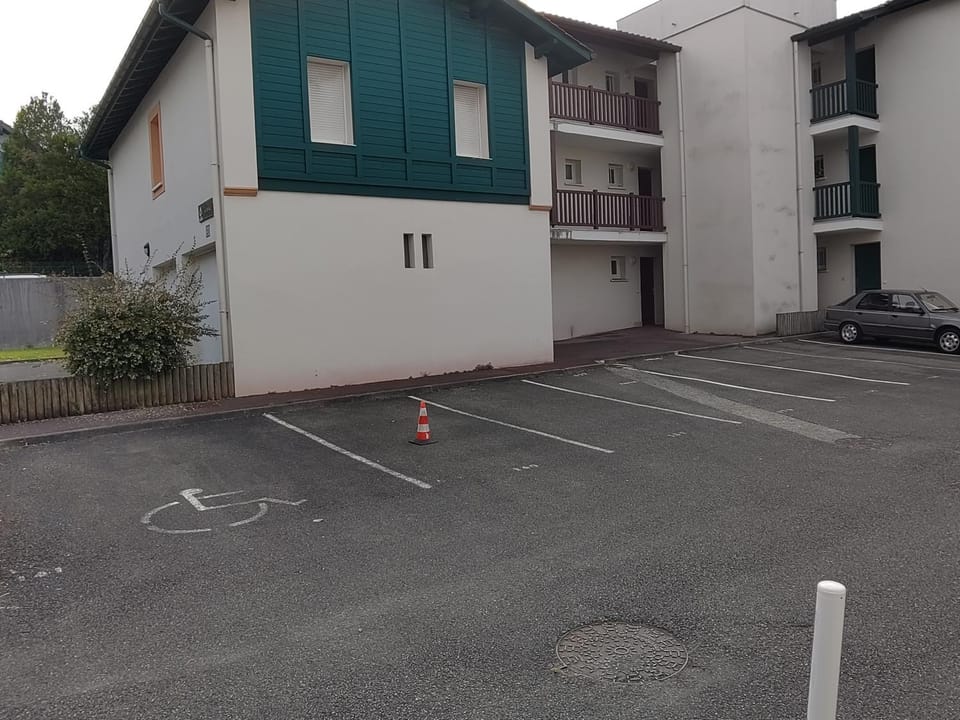 Property building, Day, Parking