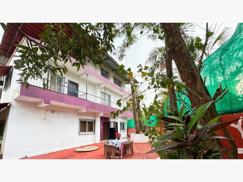 The Grand Crest Residency Bed and Breakfast in Maharashtra