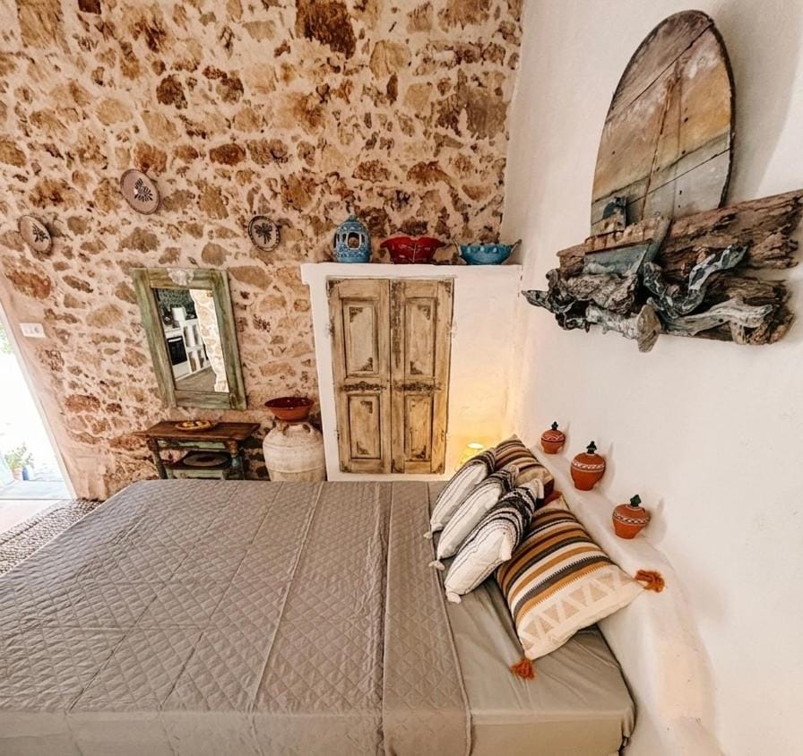 Aspro Pithari Apartment in Decentralized Administration of the Aegean