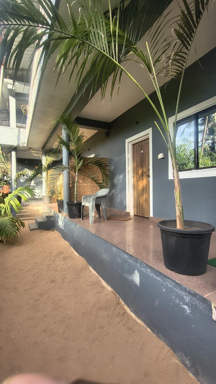 Luna Mar Beach Stay Vacation rental in India