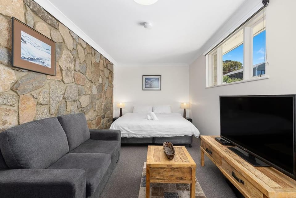 Bed, Living room, Seating area