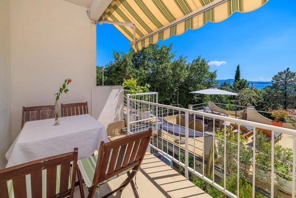 App Marta 100 m from the sea in nice part of Crikvenica Apartment in Crikvenica