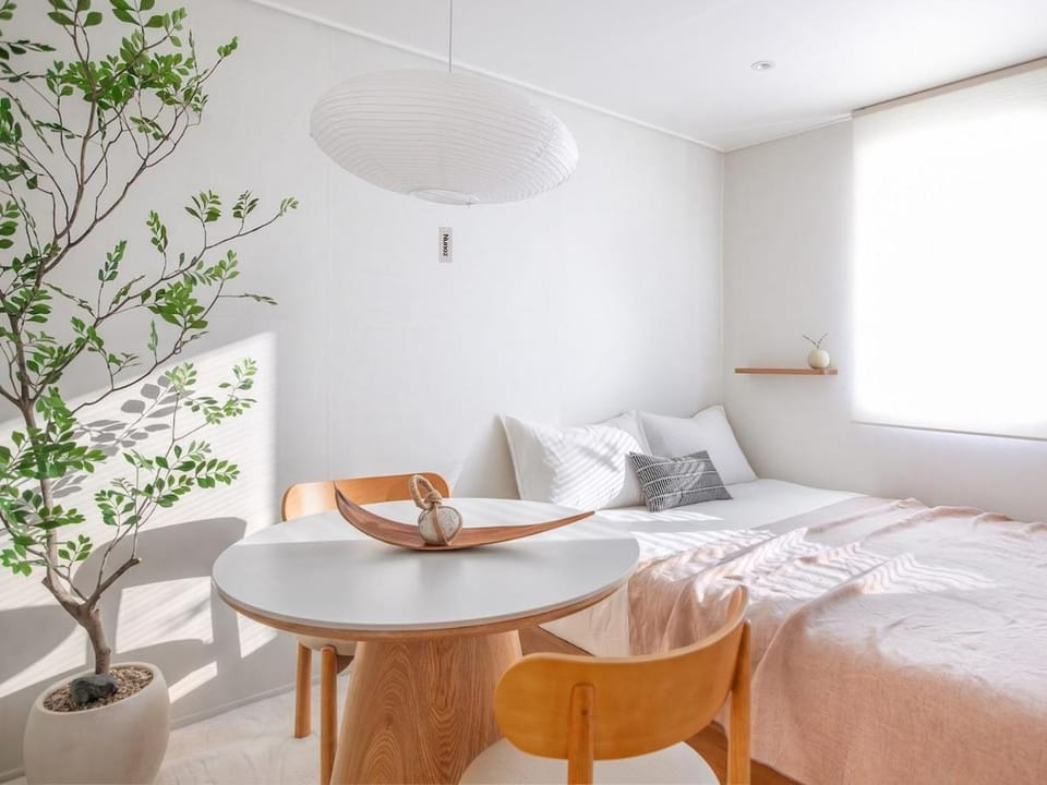 Sinchon, Hongdae in STAY MUI Apartment in Seoul