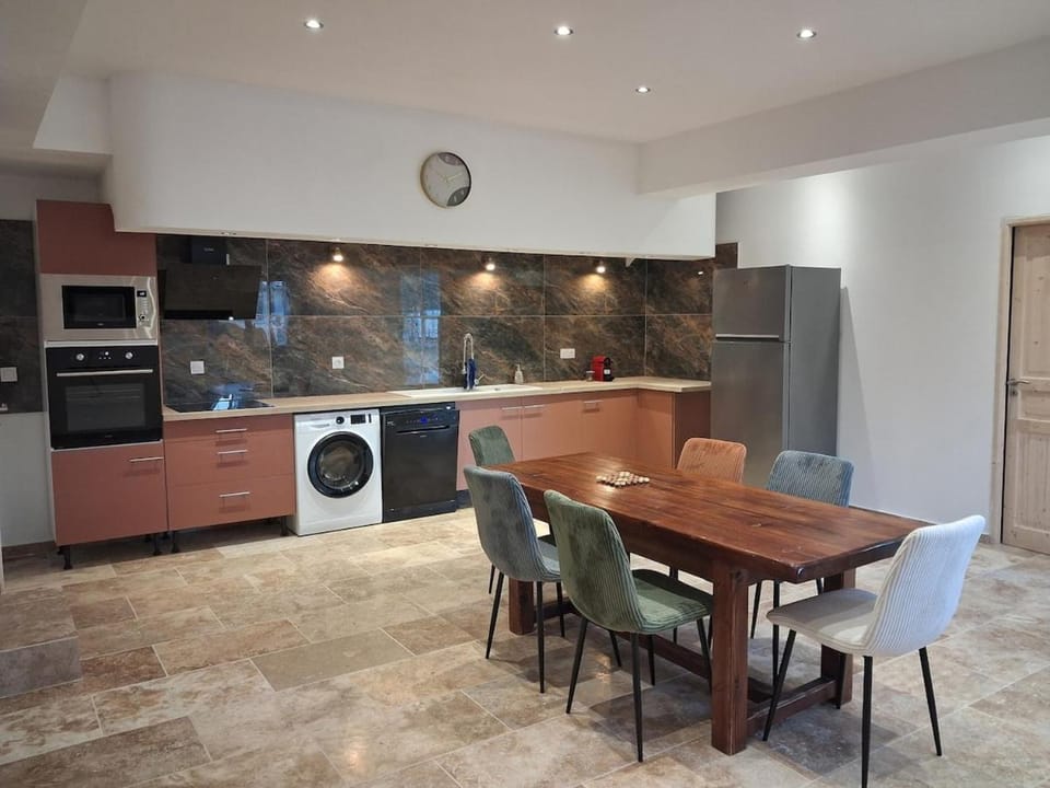 Appartement au coeur d'un centre équestre Apartment in Manosque