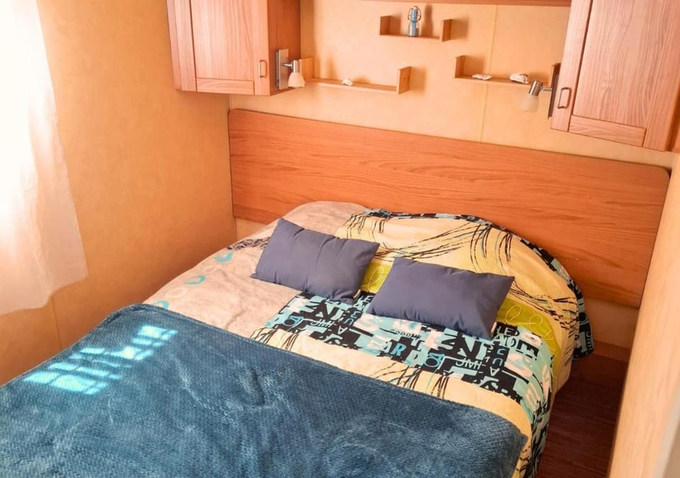 Mobil-Home 4 personnes proche des plages Campground/ 
RV Resort in Nouvelle-Aquitaine