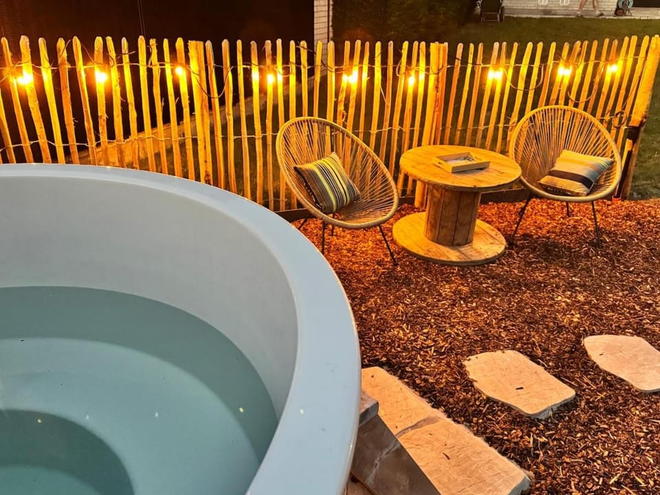 Hot Tub