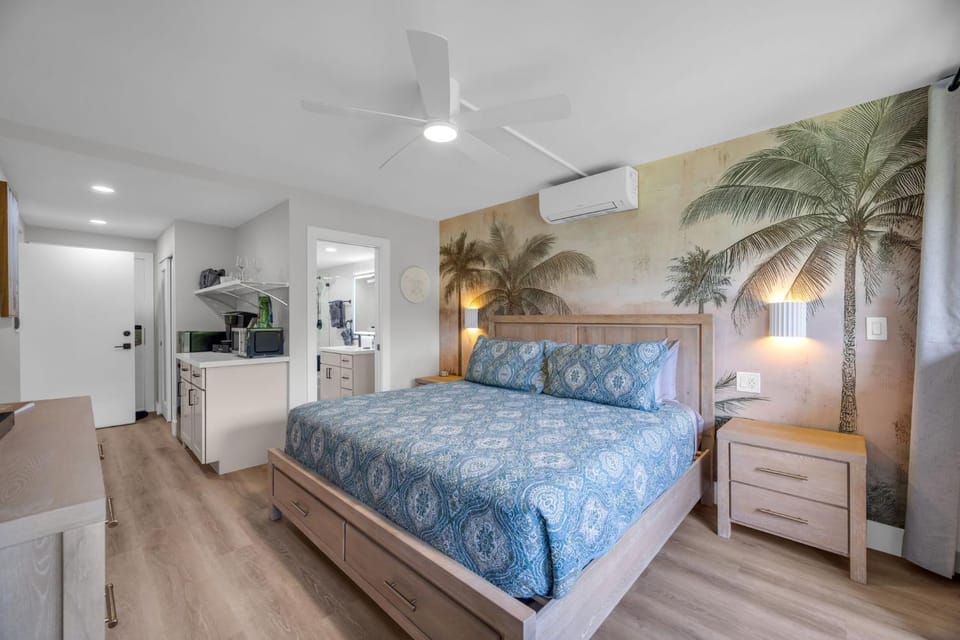 Stylish Designer Resort Studio Vistas Apartment in Wailea
