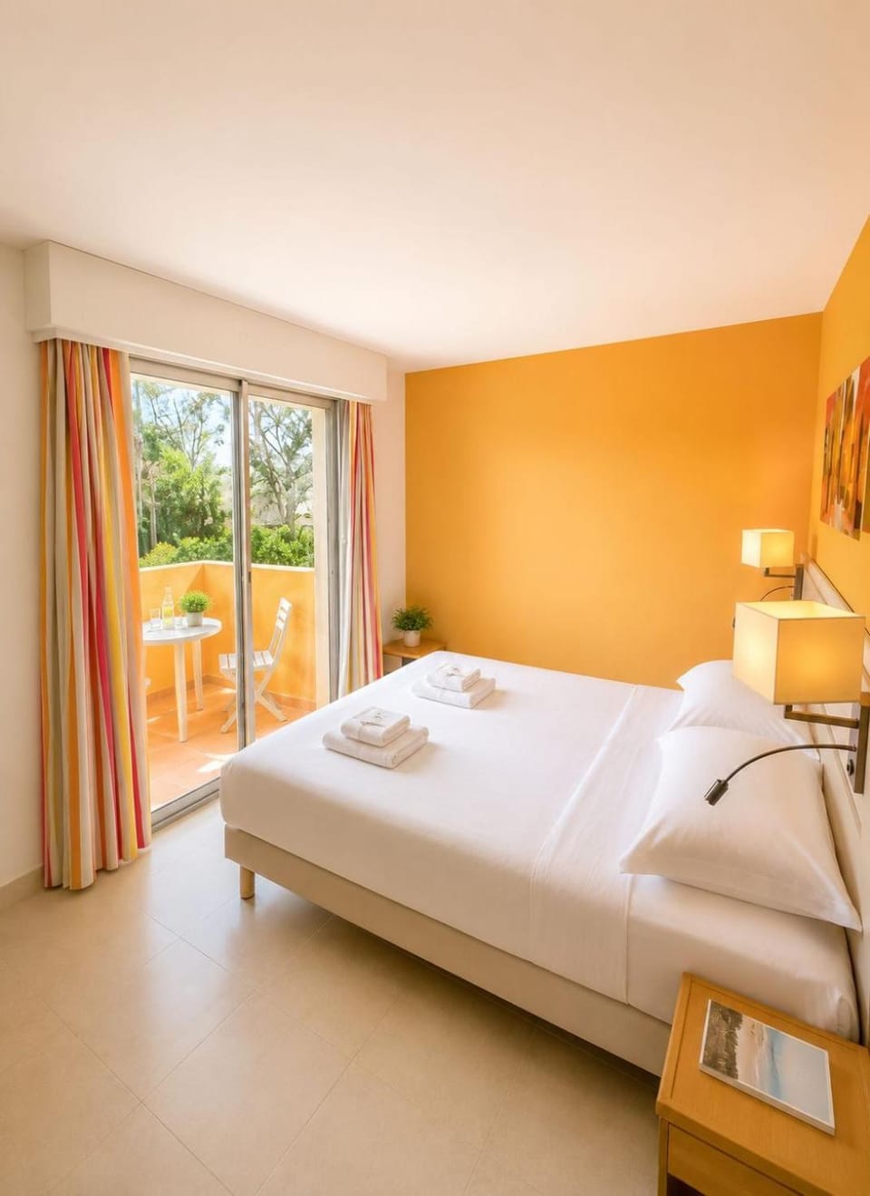 SAINT TROPEZ SUPERBE APPARTEMENT CLIMATISEE PISCINE PARKING Terrasse Apartment hotel in Saint-Tropez