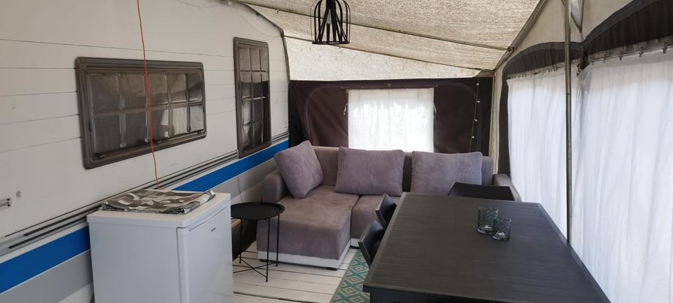 Jasta - przyczepa do wynajęcia Campground/ 
RV Resort in Pomeranian Voivodeship