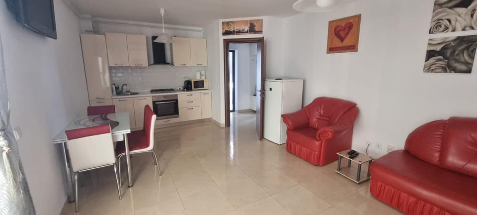AlbsiRosu Apartment in Constanța County