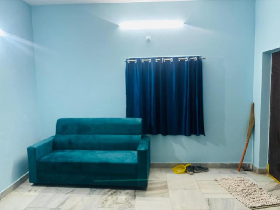 Lara Homestay 2bhk Apartment in Secunderabad