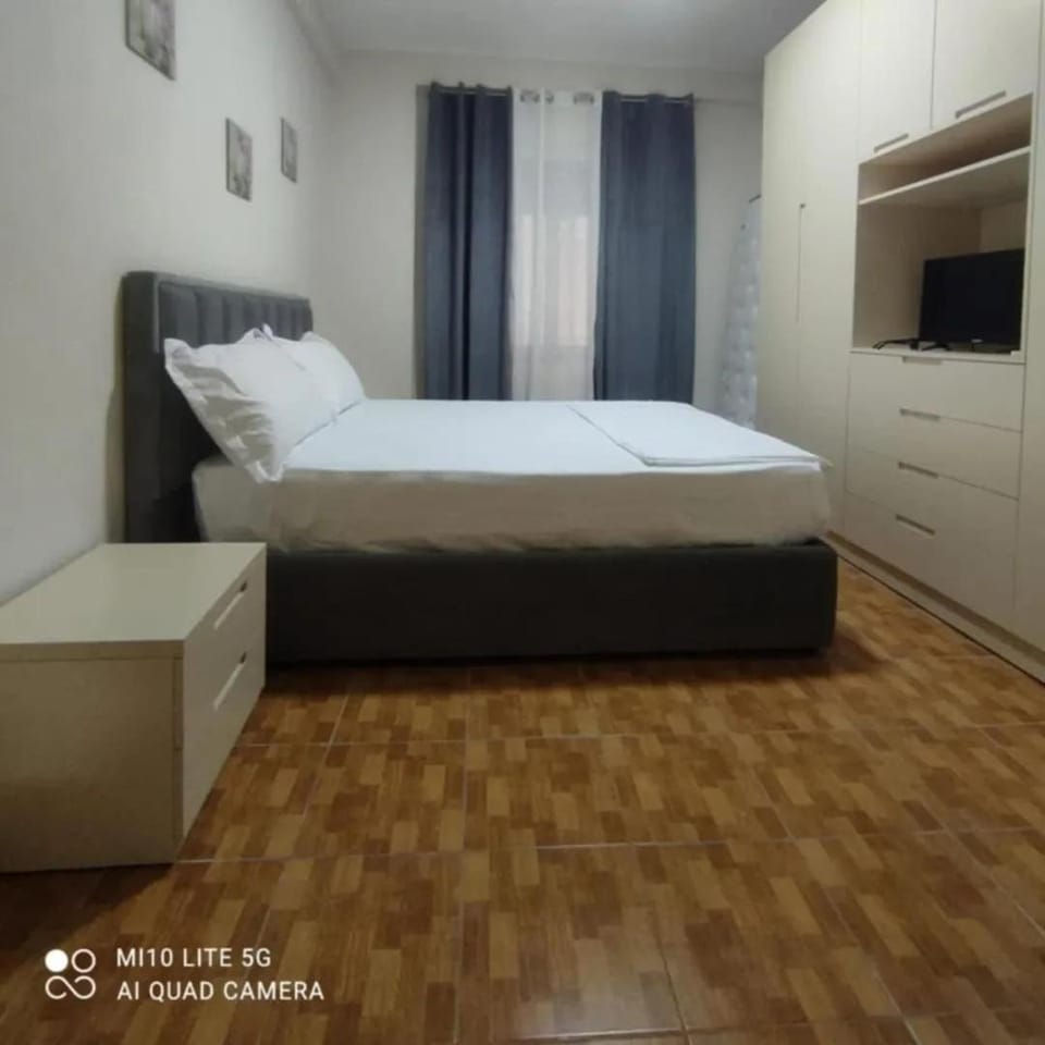 Sunset view Apartment in Vlorë