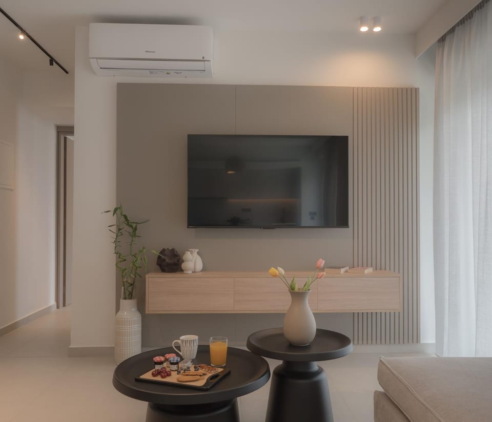 TV and multimedia, Seating area
