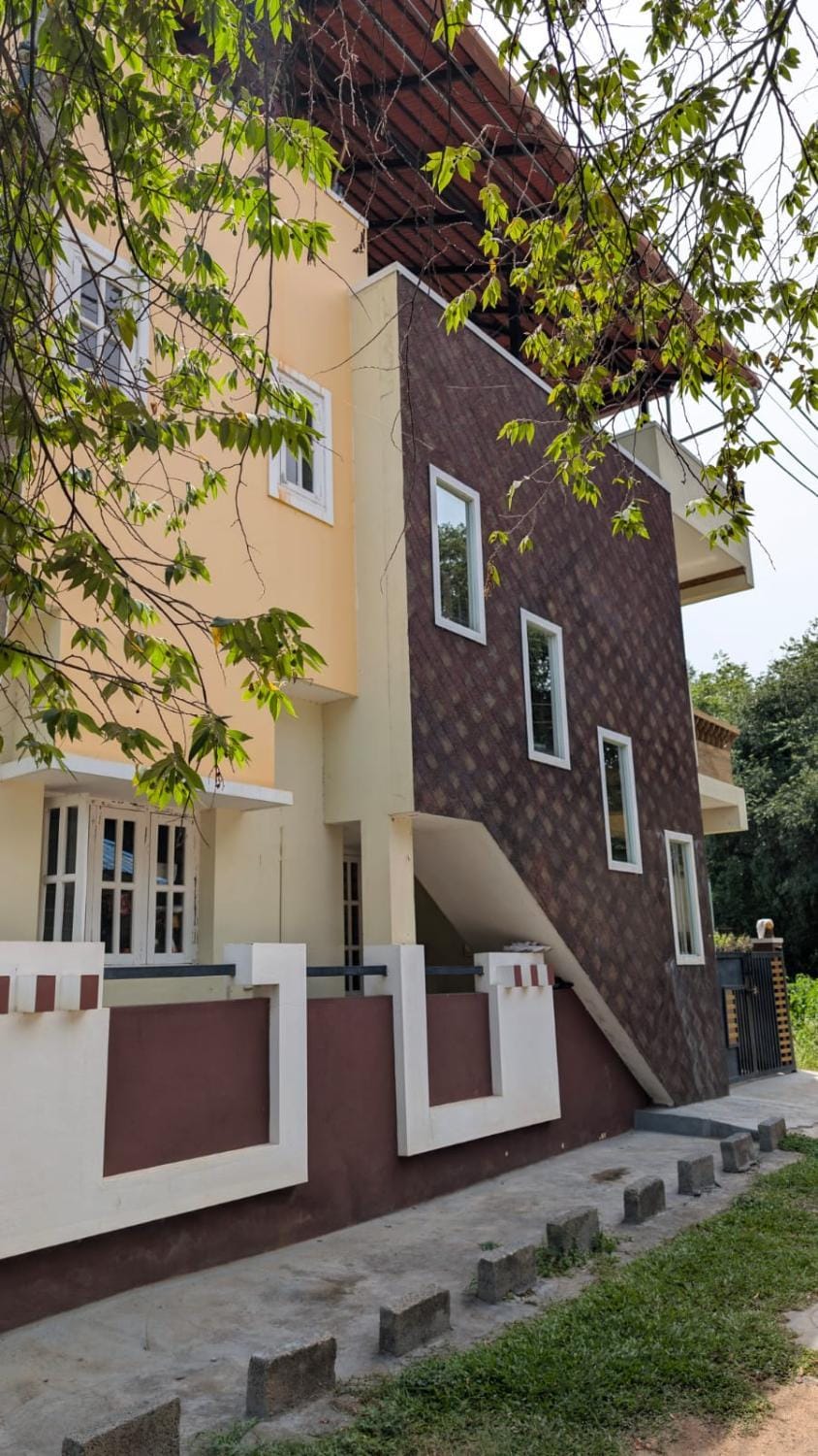 Janani service apartment Apartment in Karnataka
