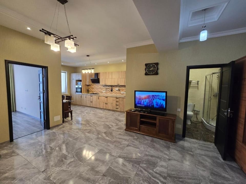Комфортабельная квартира у озера в парке Долина роз Apartment in Chișinău