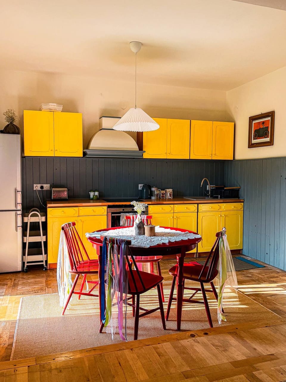 Kitchen or kitchenette, Dining area, kitchen