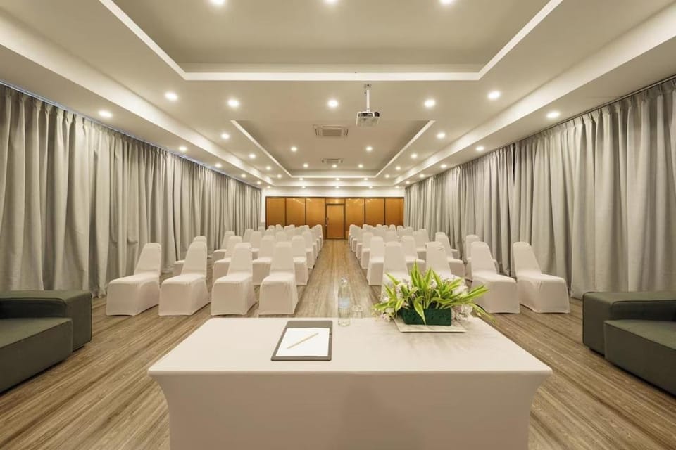 Communal lounge/ TV room, Meeting/conference room