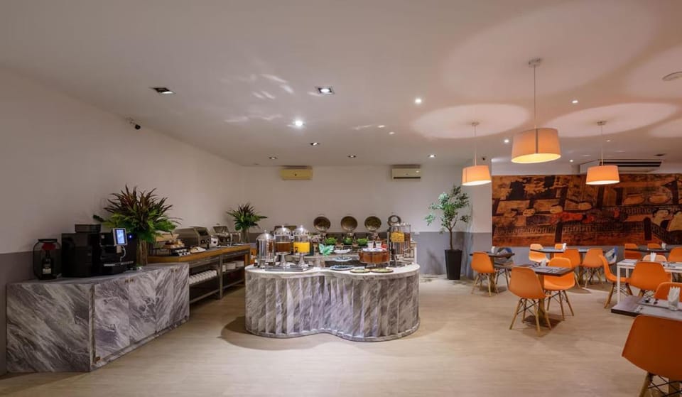 Restaurant/places to eat, BBQ facilities, Kitchen or kitchenette, Food and drinks