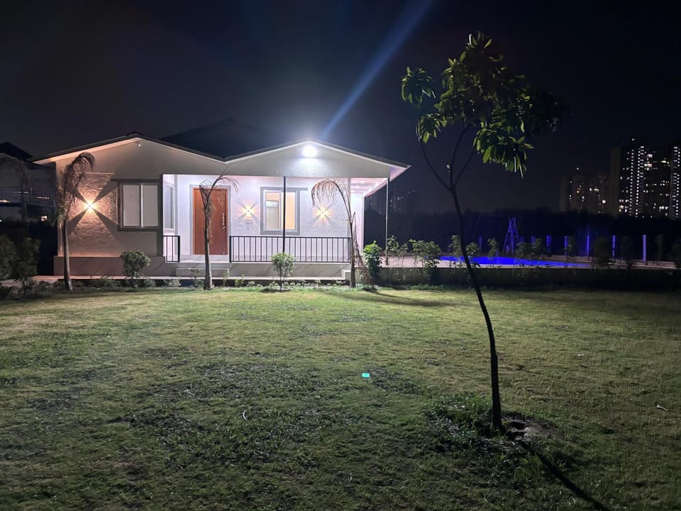 Rudraksh Farm House Villa in Noida