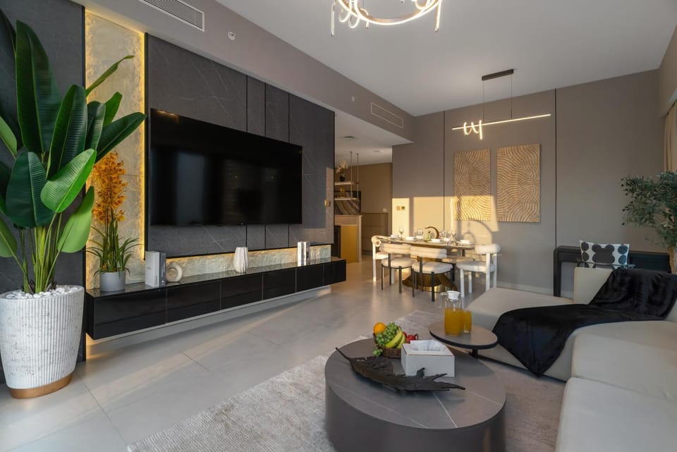 Living room, Dining area, Evening entertainment
