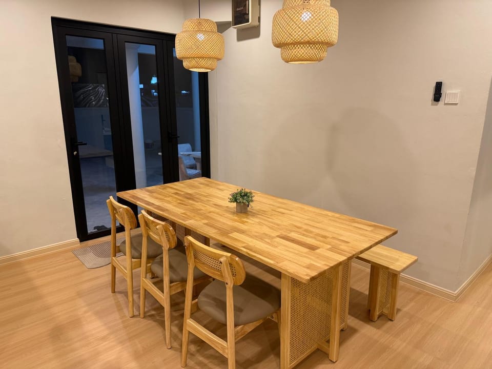 3 mins walking to East Coast Mall at JW Plus Roomstay Bed and Breakfast in Pahang, Malaysia