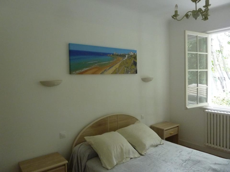 Maison dans écrin de verdure House in Biarritz