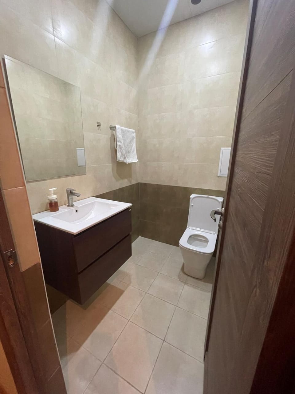 Elegant 15th-Floor 2BR Apt with Stunning Skyline Views Apartment in Yerevan