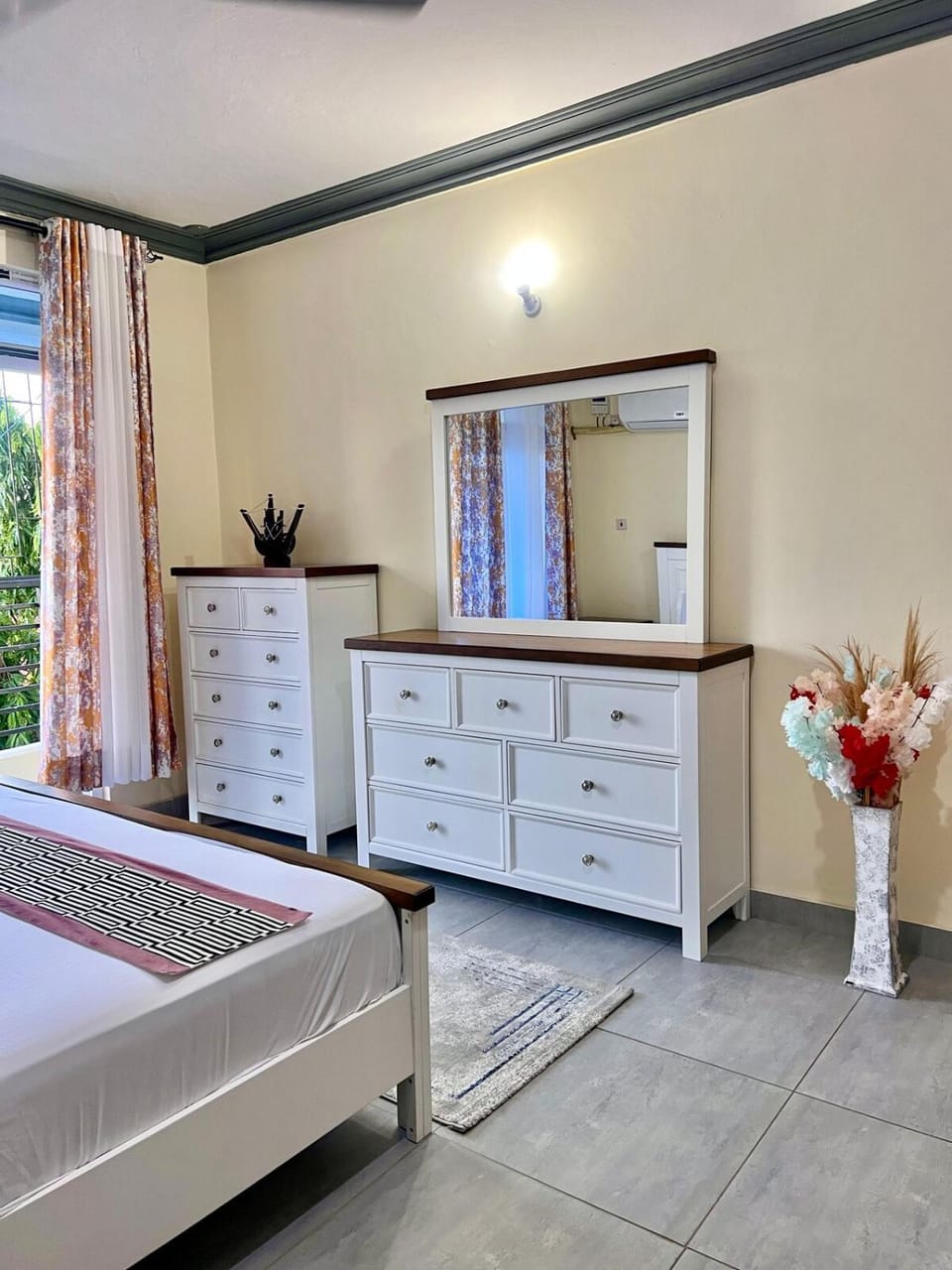 Modern 3BR Suite with Pool Access Apartment in Mombasa County