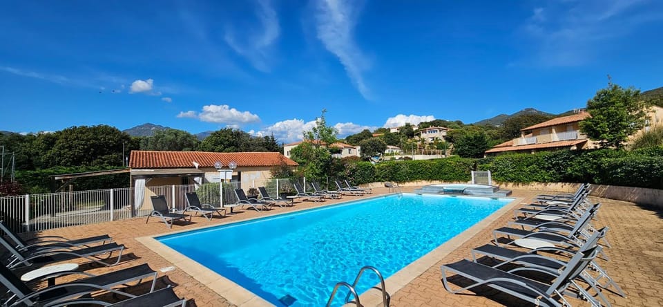 Pool view, Swimming pool