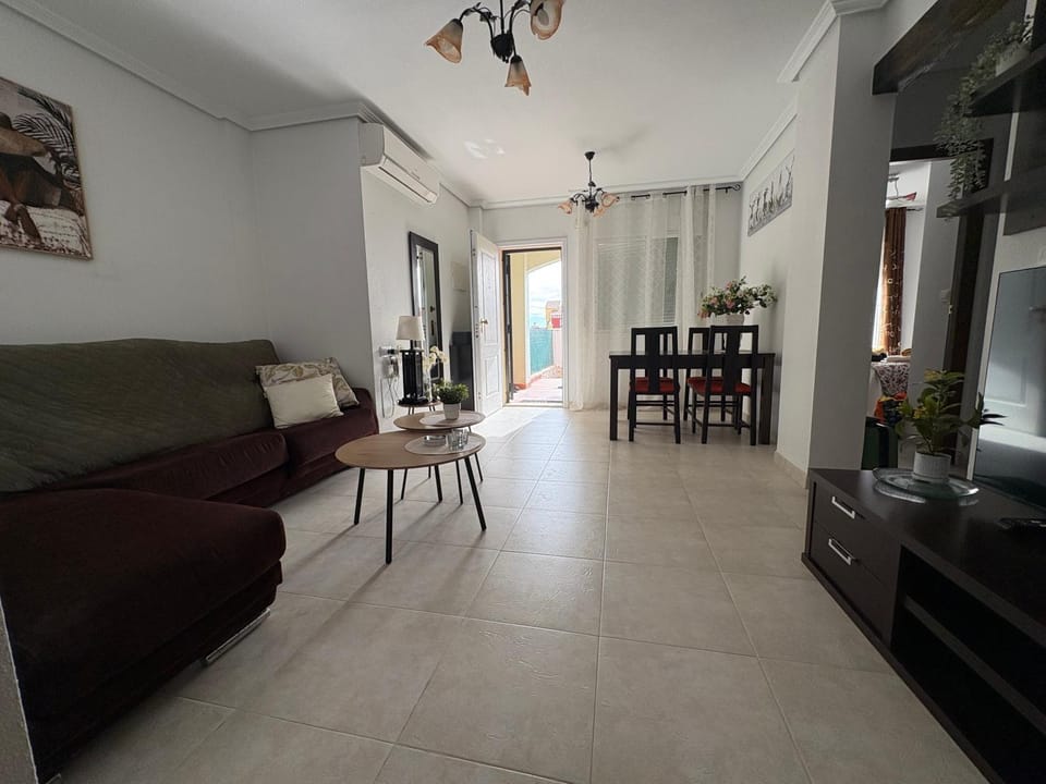 TV and multimedia, Living room, Dining area