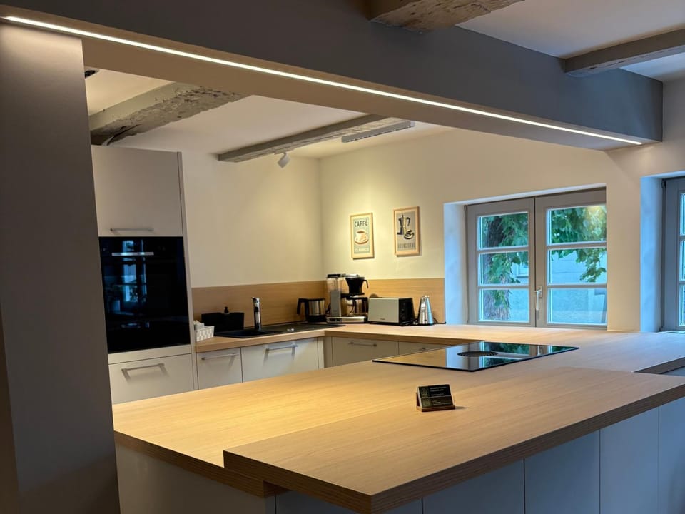 Kitchen or kitchenette, stove, stove, kitchen, kitchen