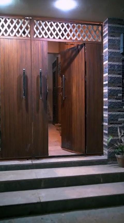 Papa House Bed and Breakfast in Karachi
