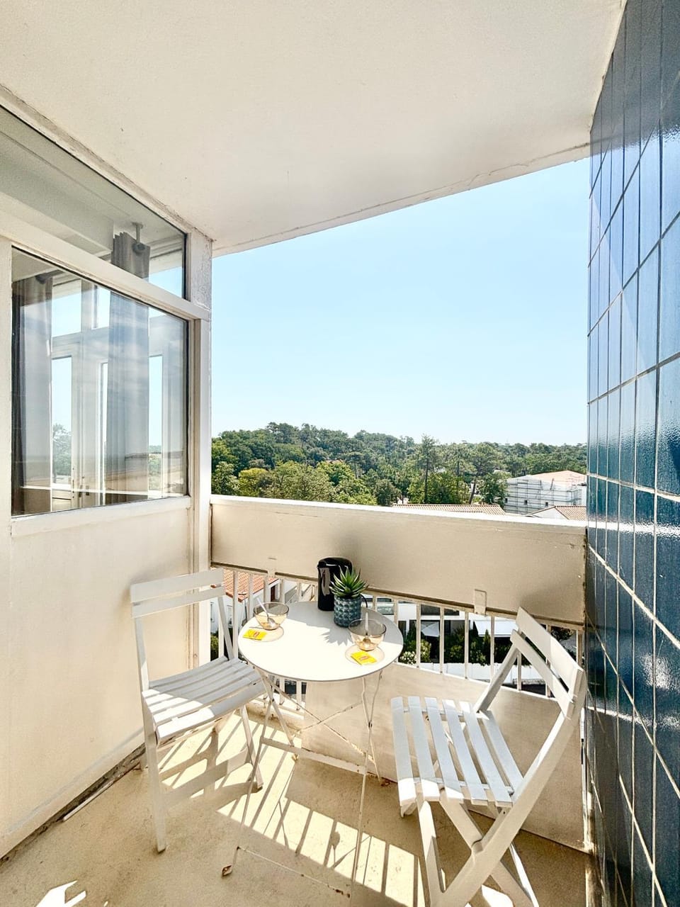 Patio, Day, View (from property/room), Balcony/Terrace, Dining area