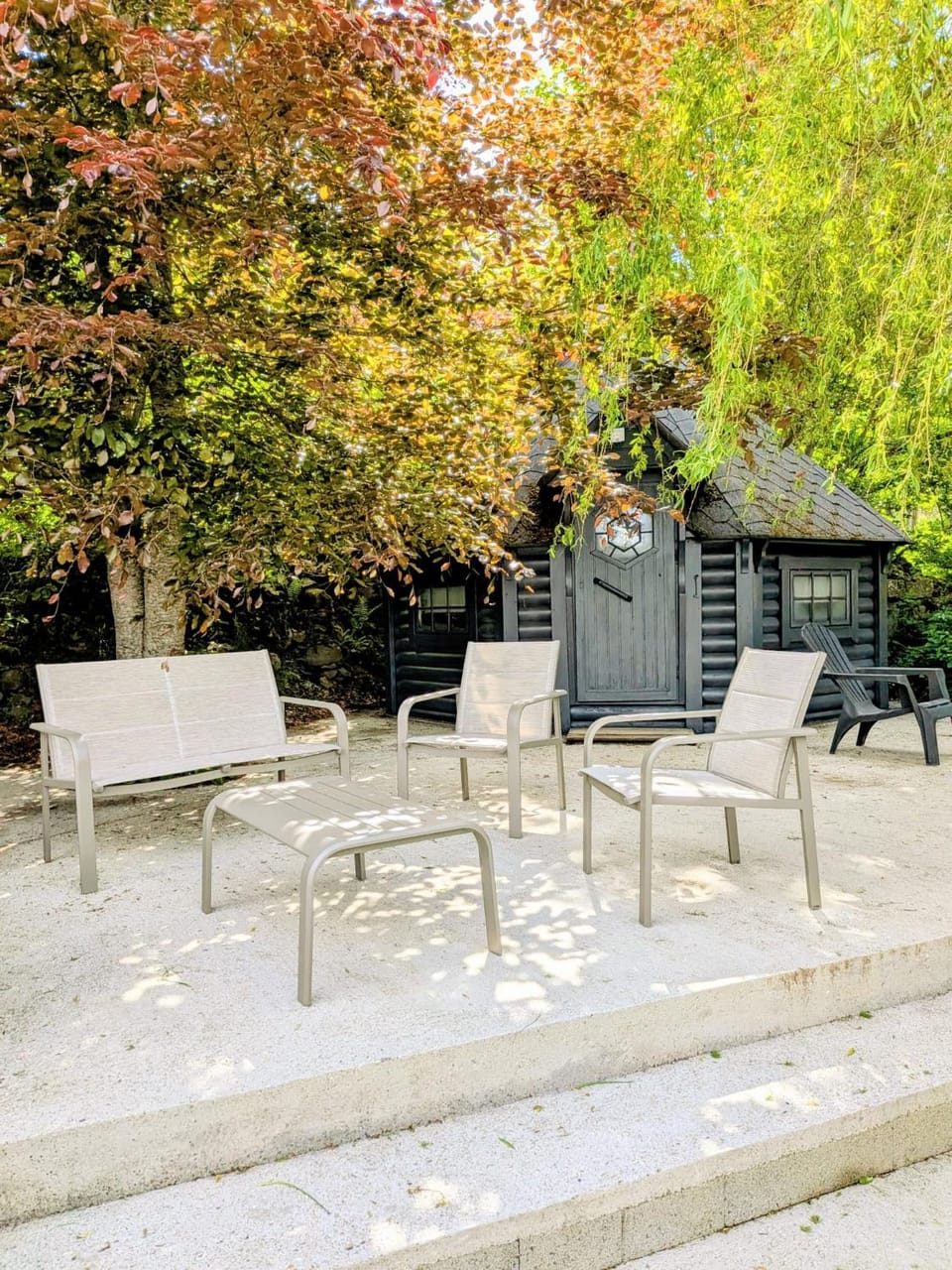 Ferme en pierres avec kota House in Auvergne-Rhône-Alpes