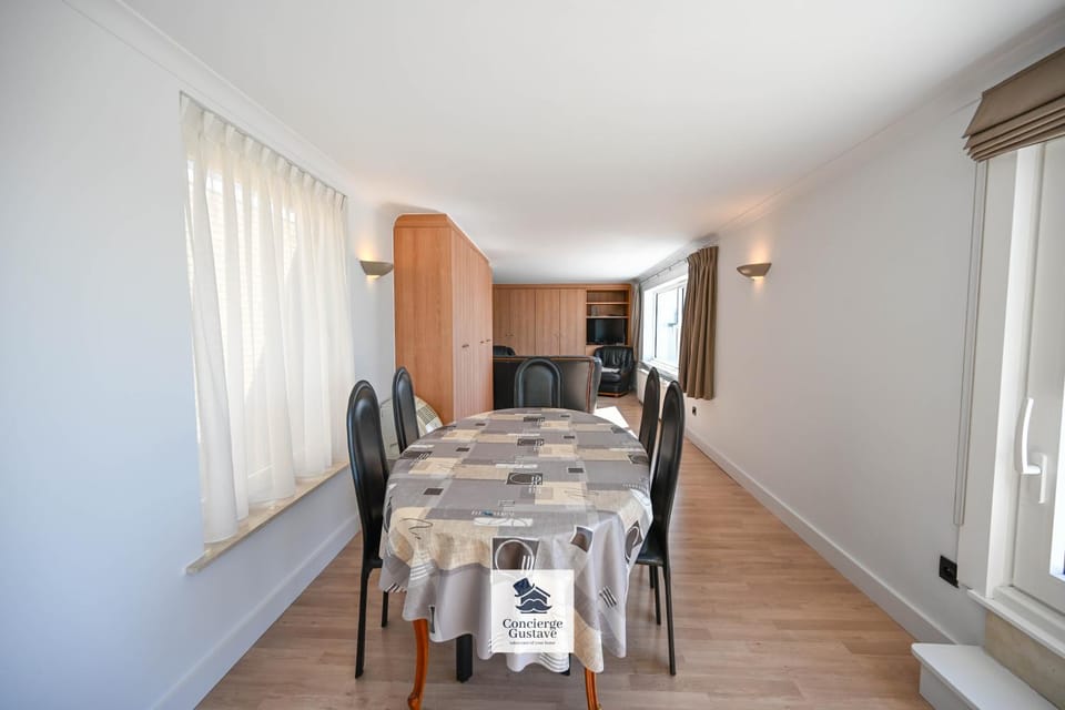 Drakkar Apartment in De Haan