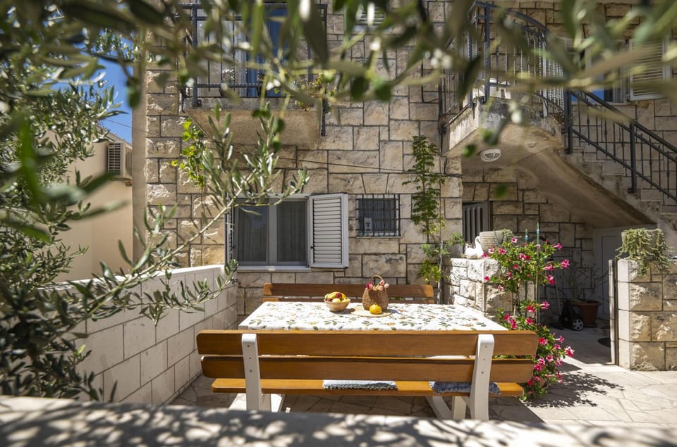 Lucy's apartment Apartment in Split-Dalmatia County