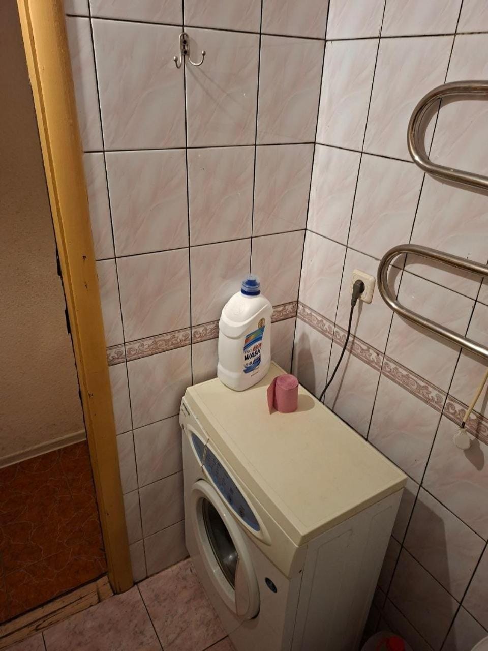 Predslavinskaya 12 Street Apartment in Kiev City - Kyiv