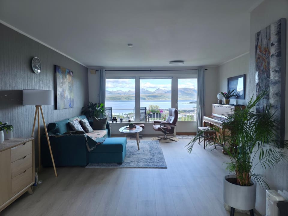 Sea-view apartment Apartment in Nordland, Norway