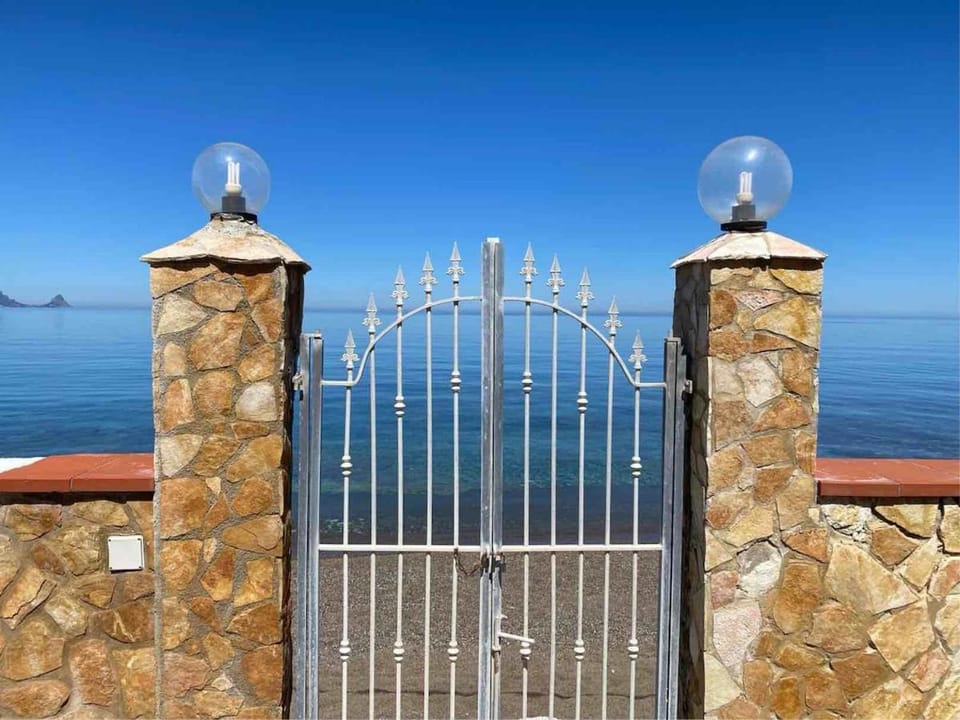 Mareazzurro Villa in Italy