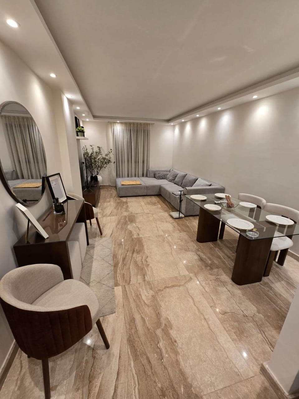 شقه شيراتون كمباوند الجار Apartment in New Cairo City