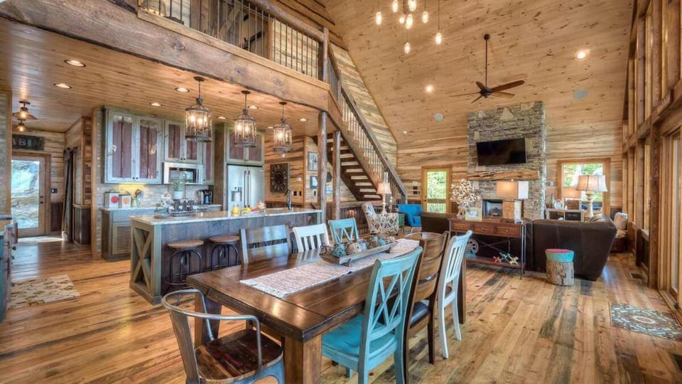 Away At Last House in Blue Ridge Lake